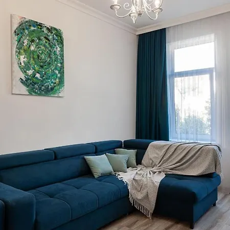 Romari чорновола 23 아파트