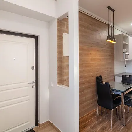 Romari чорновола 23