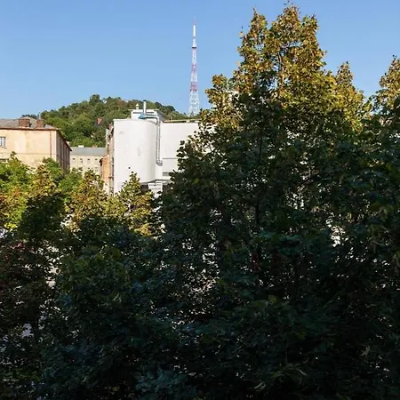 Romari чорновола 23 아파트