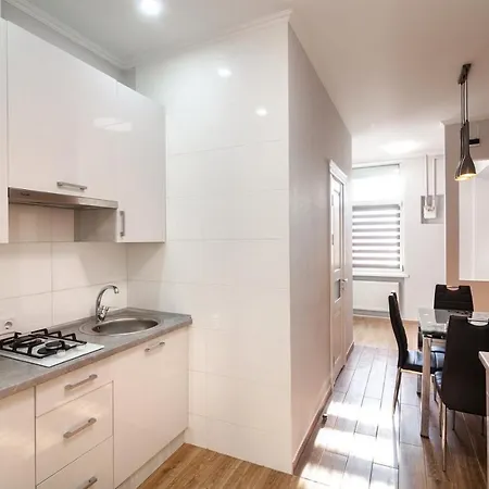 Romari чорновола 23