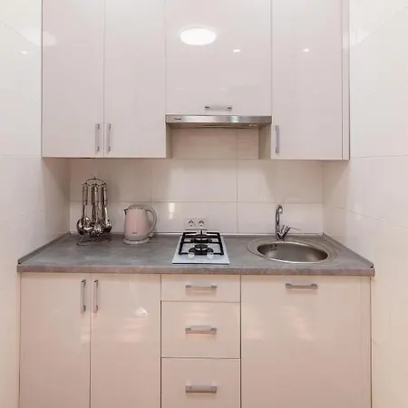 Romari чорновола 23 Apartament *