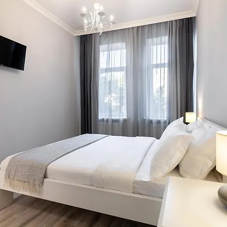 Romari чорновола 23 *