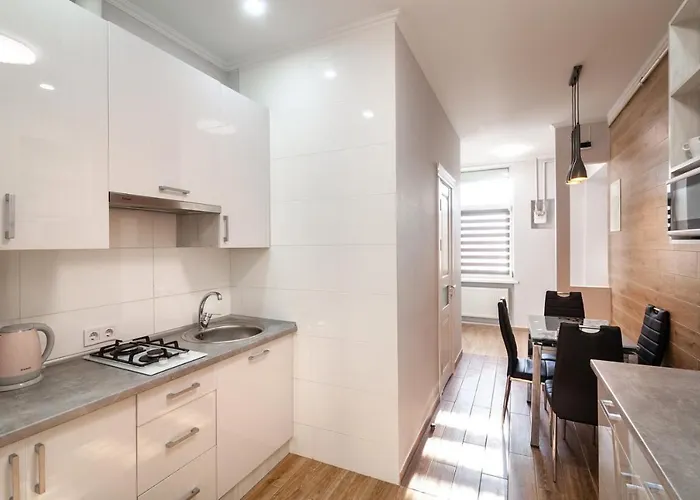 Romari чорновола 23