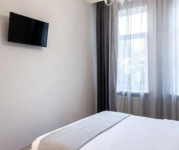 Romari чорновола 23 Leopoli