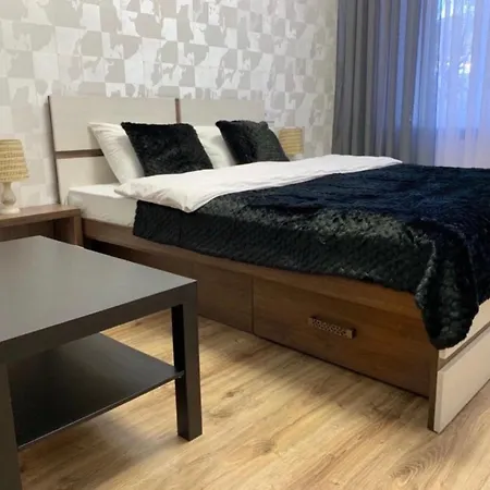 Romari чорновола 23 Apartamento